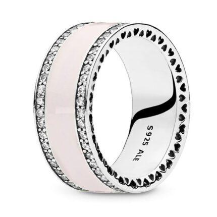 Широкое кольцо Сердца PANDORA Розовое